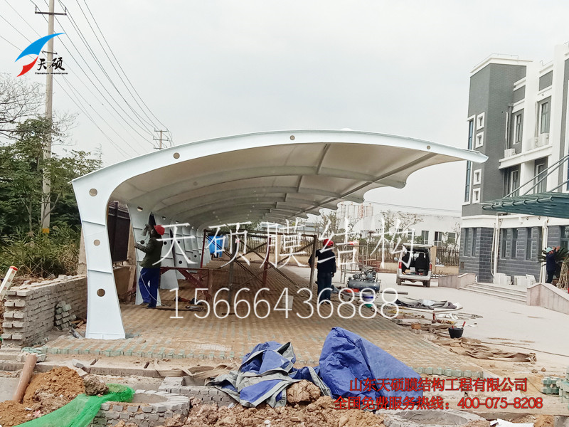 連云港膜結(jié)構(gòu)車(chē)棚